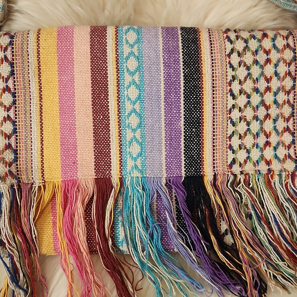 World Market Printed Tassel Fabric Purse - Picture 3 of 5